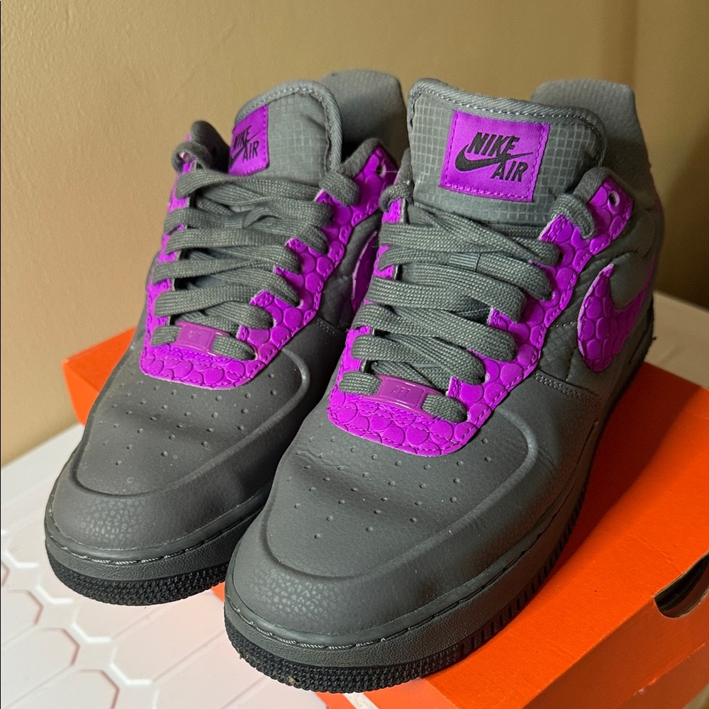Nike Air Force 1 Low Gray and Pink Sneakers